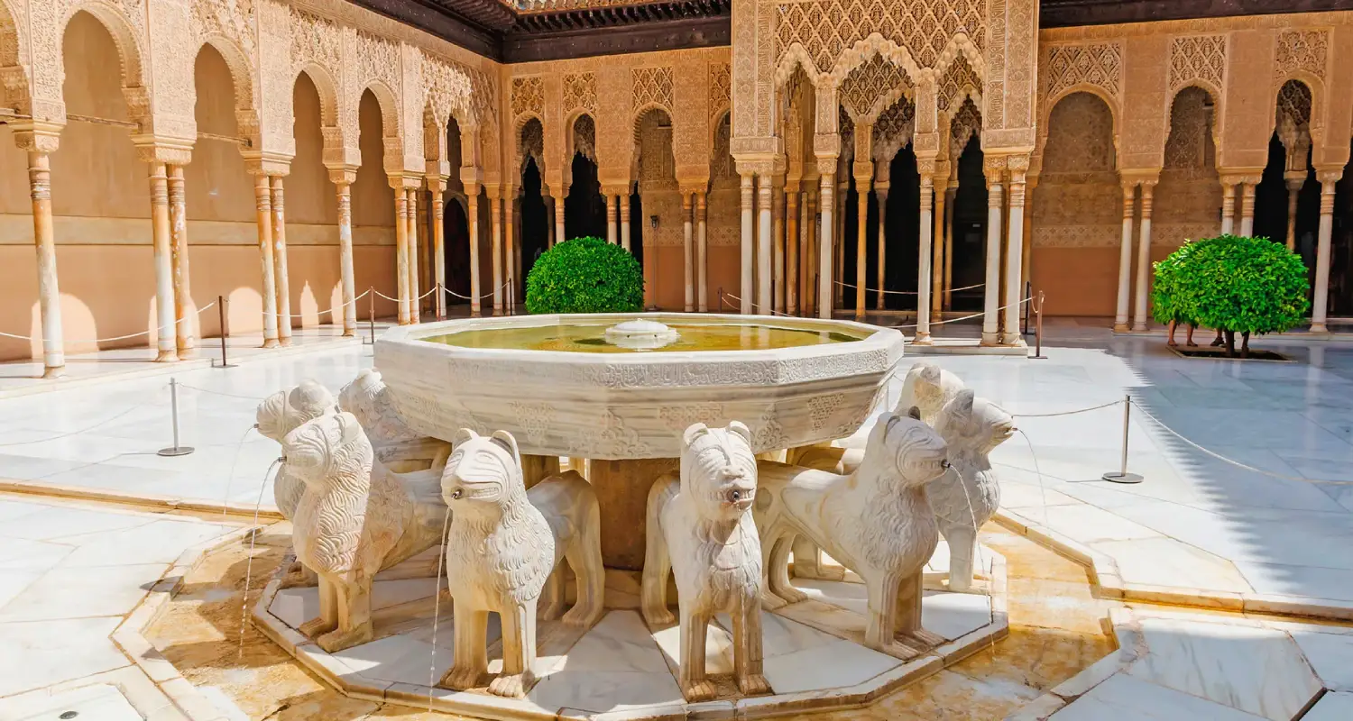 10 impressive rooms to visit in the Nasrid Palaces